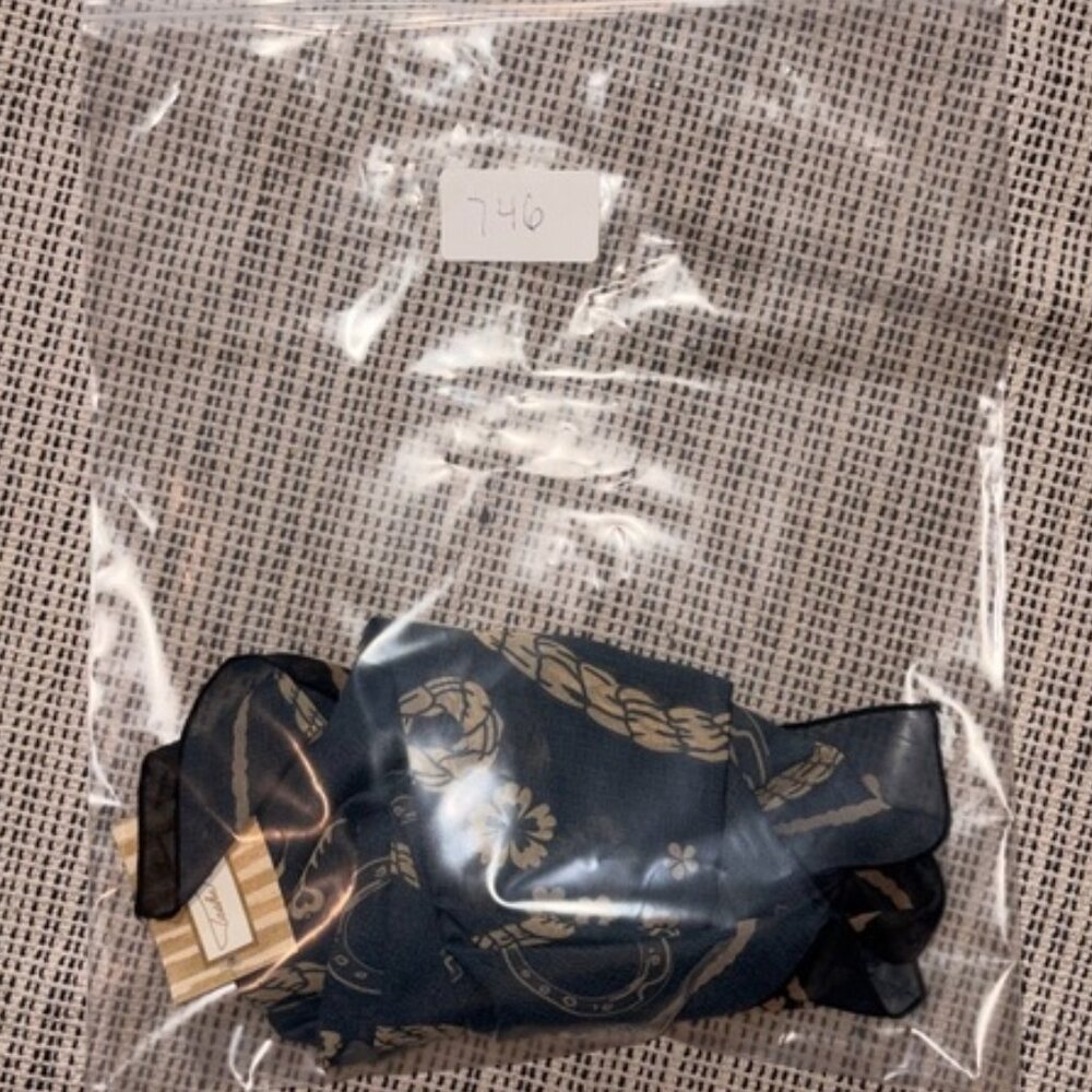 TASHA POLIZZI Women's Black Erin Scarf - Picture 4 of 4